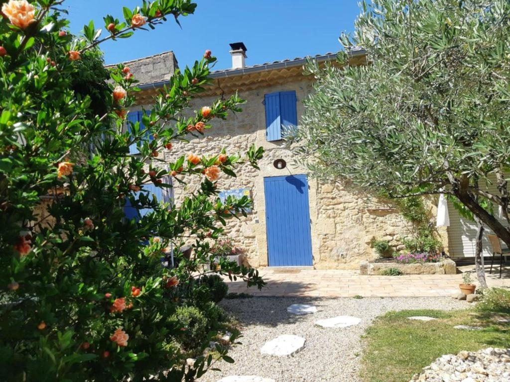 A Gauche Du Pont Hotell Vers-Pont-du-Gard Eksteriør bilde