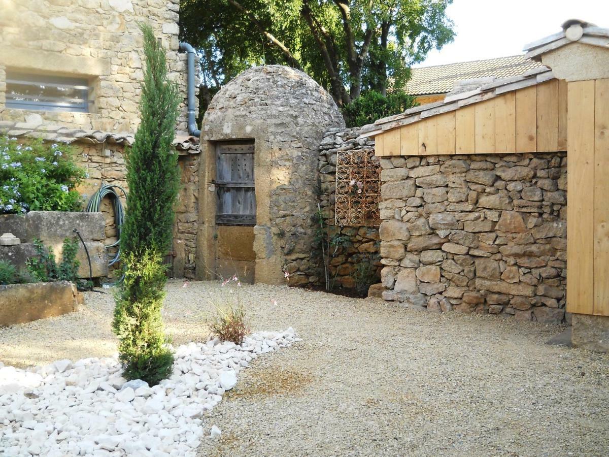 A Gauche Du Pont Hotell Vers-Pont-du-Gard Eksteriør bilde